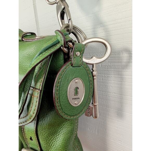 Fossil Long Live Vintage Maddox Crossbody Purse Green Genuine Leather Key Charm - Picture 4 of 16